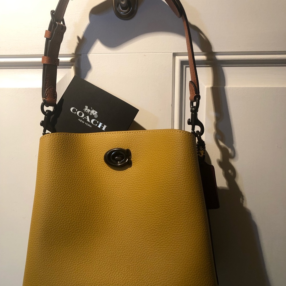 Willow Small Color Block Bag..Dust Bag included. Tag removed but never use